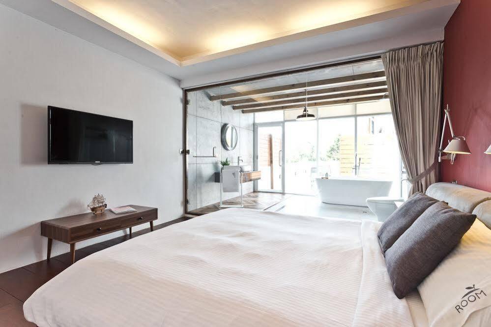 Playful House Bed & Breakfast Kenting Exterior photo